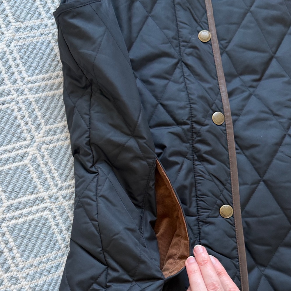 Tom Beckbe NWOT Women’s Black Quilted Vest, Brown Leather and Corduroy Accents - Picture 7 of 10
